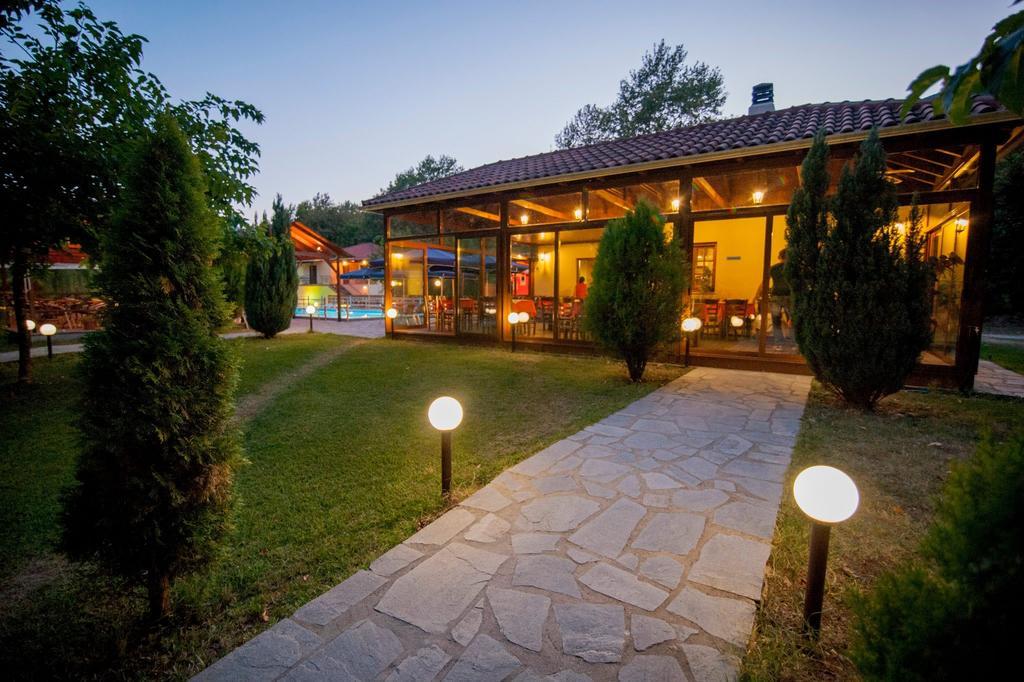 Dipla Sto Potami Hotel Chani Terevou Buitenkant foto